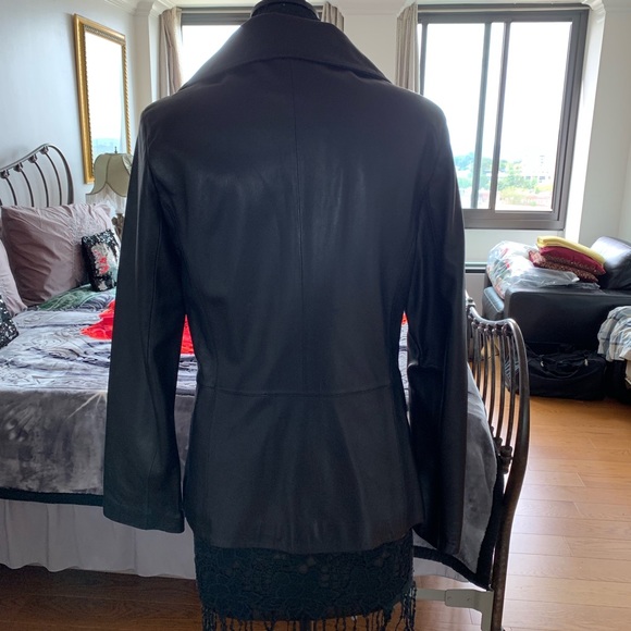 A real leather jacket by Cole Haan - Picture 4 of 4